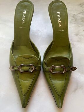 Vintage Prada Green Leather Pointed Kitten Heel Mules, Size 40